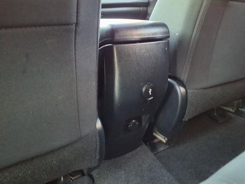 Used 2017 Toyota RAV4 XLE image 23