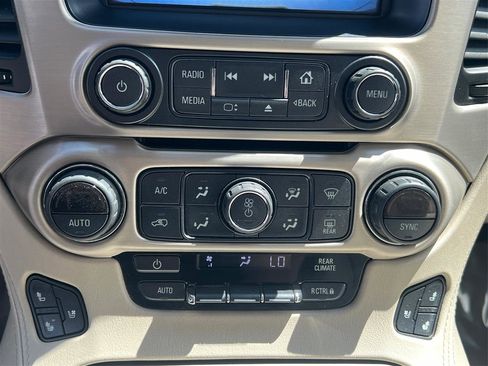 Used 2020 GMC Yukon XL Denali w/ Open Road Package AWD/4WD image 39