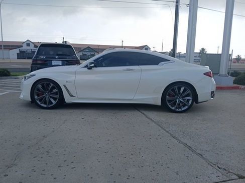 Used 2019 INFINITI Q60 Red Sport 400 w/ Proassist Package RWD image 6