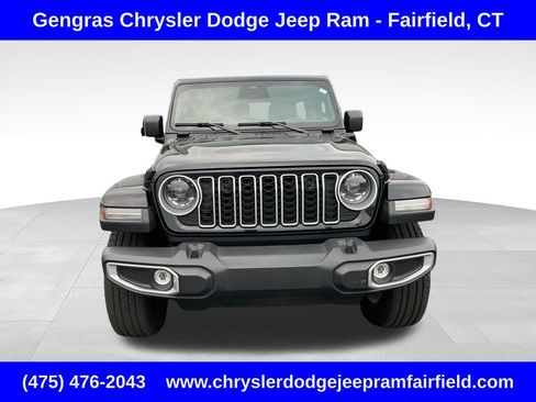 Certified 2025 Jeep Wrangler Unlimited Sahara AWD/4WD image 2