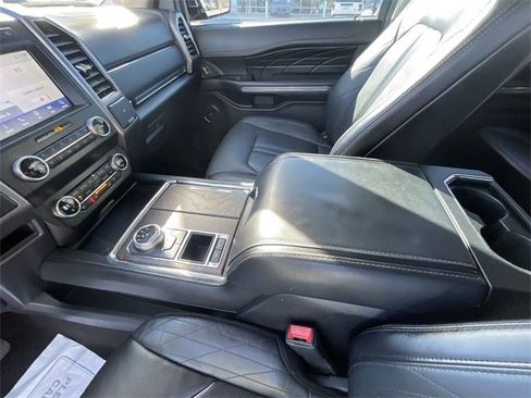 Used 2020 Ford Expedition Platinum image 15