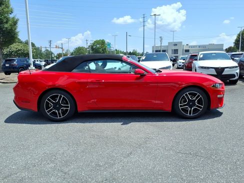 Used 2019 Ford Mustang Premium RWD image 3