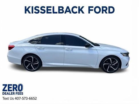 Used 2022 Honda Accord Sport image 2