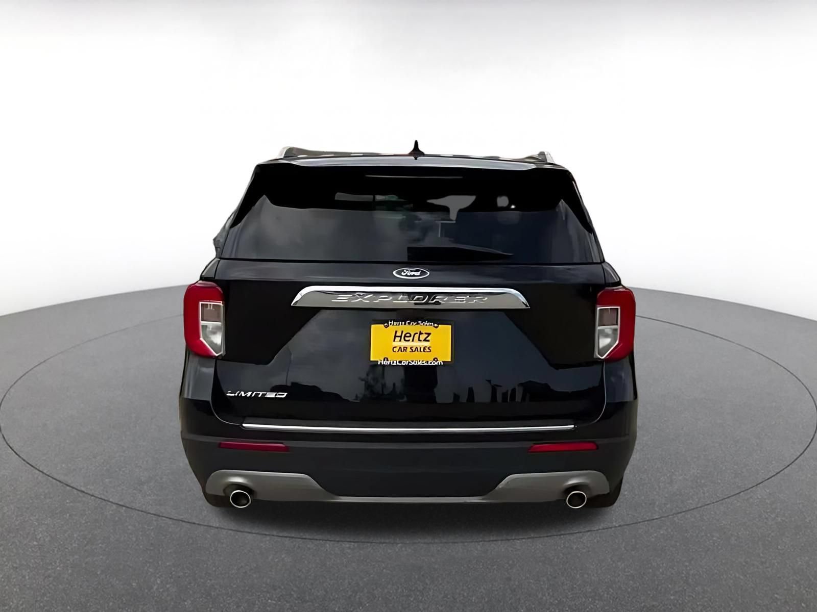 Used 2024 Ford Explorer Limited RWD image 12