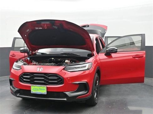 Certified 2026 Honda HR-V Sport image 37