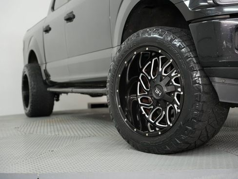 Used 2018 Ford F150 XL w/ Equipment Group 101A Mid AWD/4WD image 19