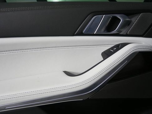 Certified 2026 BMW X5 sDrive40i image 14