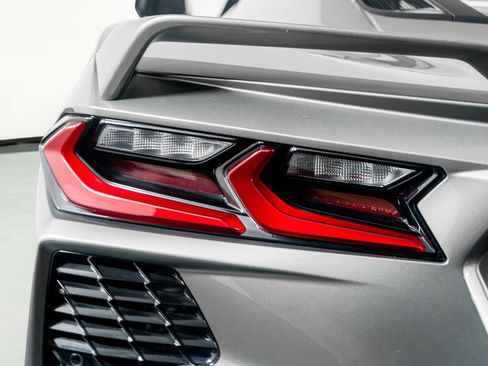 Used 2023 Chevrolet Corvette Stingray Coupe w/ Z51 Performance Package image 12