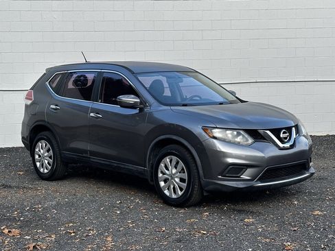 Used 2015 Nissan Rogue S image 10
