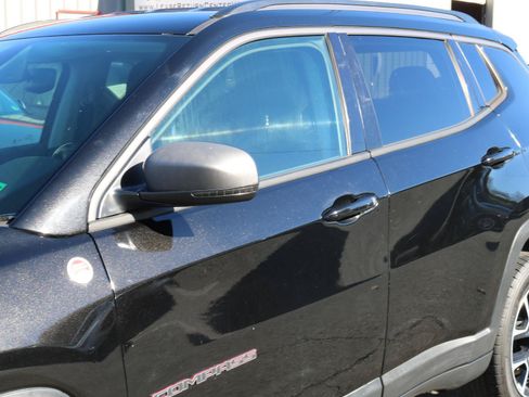 Used 2020 Jeep Compass Trailhawk AWD/4WD image 5