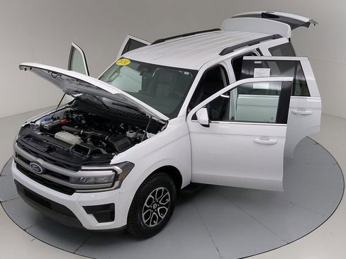 Certified 2024 Ford Expedition XLT AWD/4WD image 59