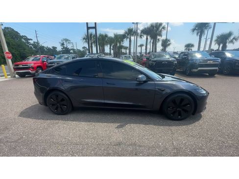 Used 2024 Tesla Model 3 Long Range AWD/4WD image 9