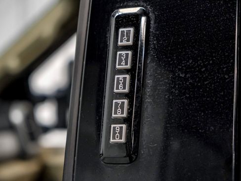 Used 2020 Ford F350 Lariat w/ Lariat Value Package image 40