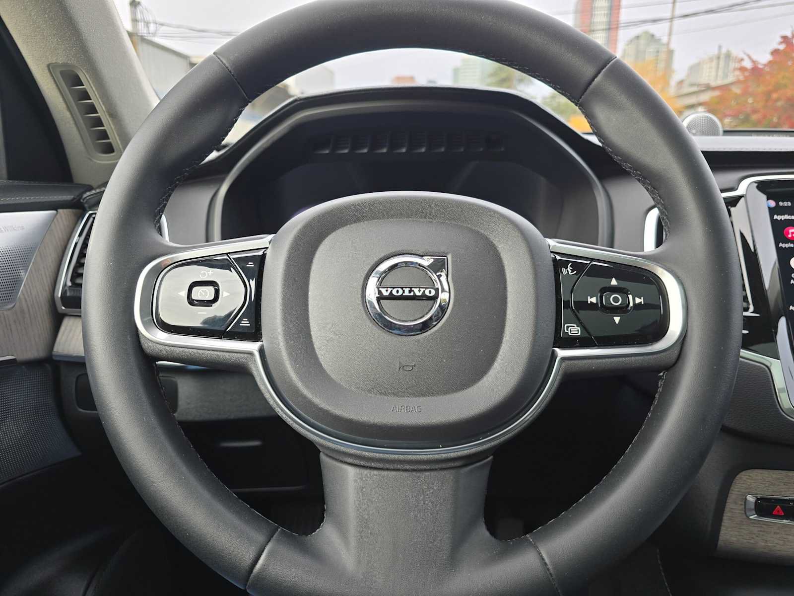 Used 2023 Volvo XC90 T8 Ultimate AWD/4WD image 25