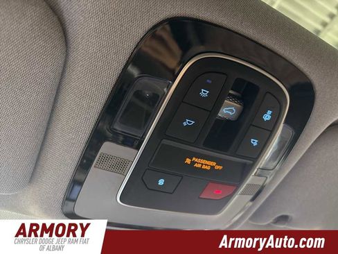 Used 2023 Hyundai Santa Fe Limited image 22