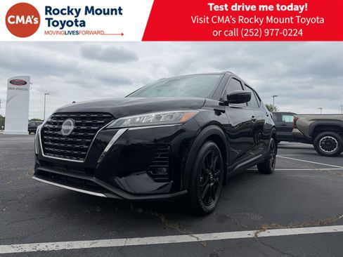 Used 2024 Nissan Kicks SR FWD image 3