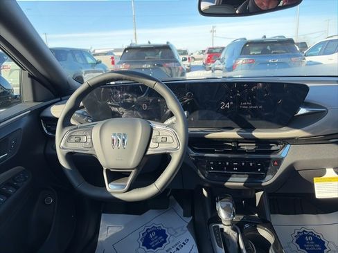 New 2026 Buick Envista Avenir image 14