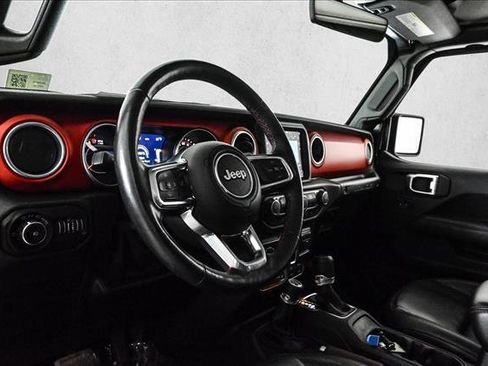 Used 2018 Jeep Wrangler Unlimited Rubicon image 10