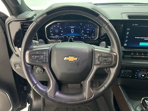 Used 2024 Chevrolet Silverado 1500 High Country image 10