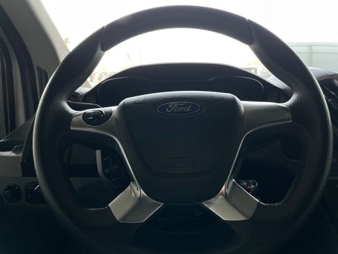 Used 2019 Ford Transit 350 XL image 30
