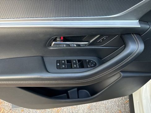 Used 2024 MAZDA CX-90 3.3 Turbo w/ Preferred Plus image 12