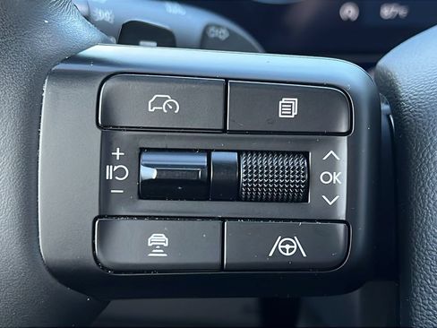 Certified 2025 Hyundai Santa Fe Calligraphy FWD image 21