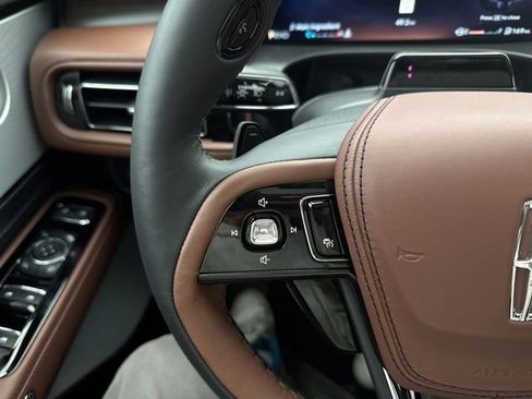 New 2026 Lincoln Aviator Reserve AWD/4WD image 29