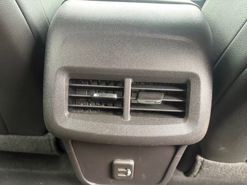Used 2024 Chevrolet Equinox RS AWD/4WD image 38