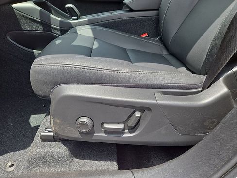 New 2026 Volvo XC40 B4 Core FWD image 24