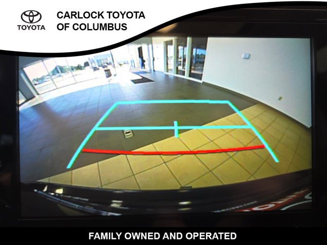 Used 2022 Toyota Highlander XLE AWD/4WD image 31