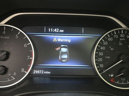 Used 2023 Nissan Maxima SL image 23