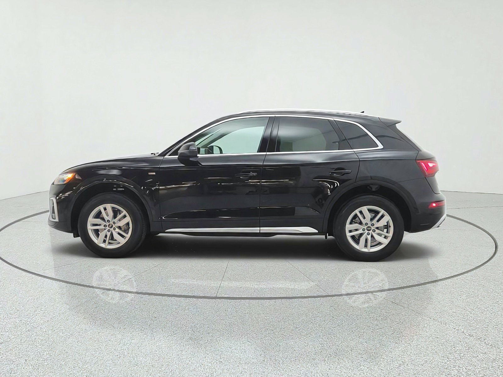 Used 2023 Audi Q5 2.0T Premium w/ Convenience Package AWD/4WD image 8
