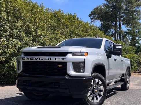 Used 2022 Chevrolet Silverado 2500 Custom w/ Custom Value Package AWD/4WD image 1