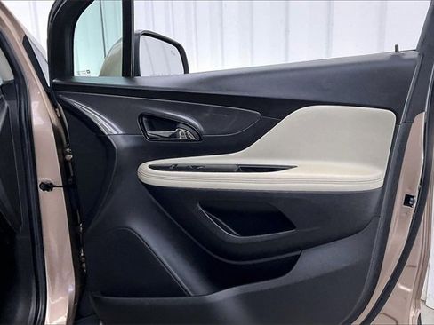 Used 2019 Buick Encore Preferred w/ Safety Package image 21