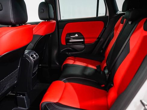 Used 2026 Mercedes-Benz GLA 250 image 17