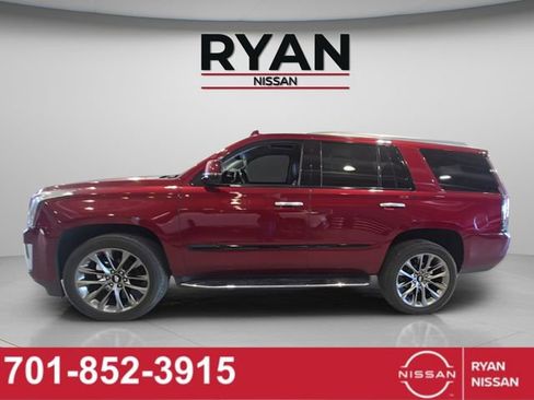 Used 2019 Cadillac Escalade Luxury w/ Escalade Sport Edition image 2