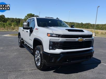 Used 2024 Chevrolet Silverado 2500 Custom w/ Custom Value Package
