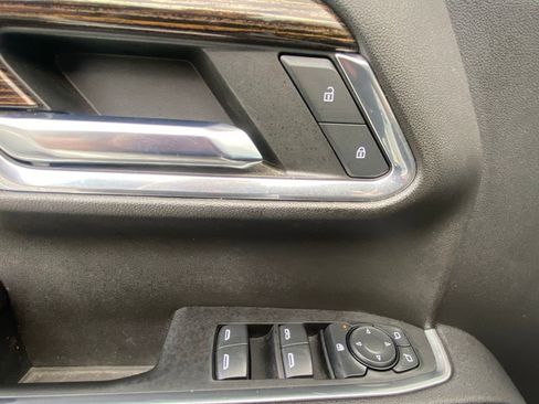 Used 2023 GMC Sierra 1500 Elevation w/ Elevation Premium Package image 11