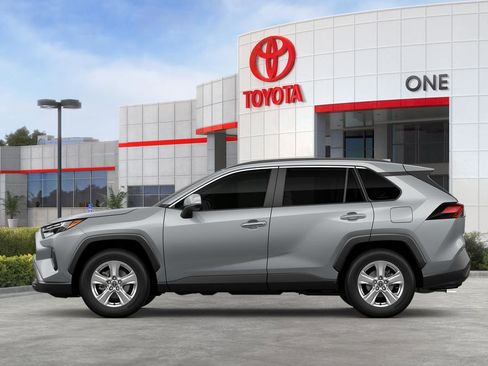 New 2025 Toyota RAV4 XLE image 4