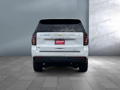 Used 2024 Chevrolet Suburban LT AWD/4WD image 5