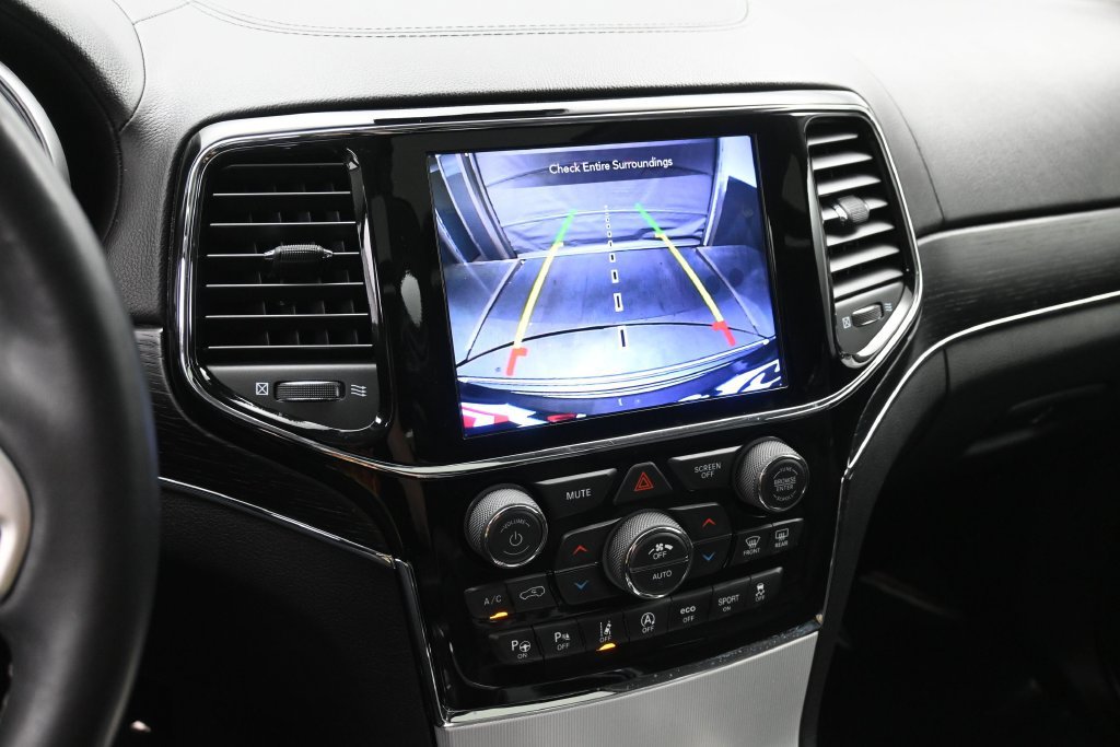 Used 2020 Jeep Grand Cherokee Summit w/ Platinum Series Group AWD/4WD image 15