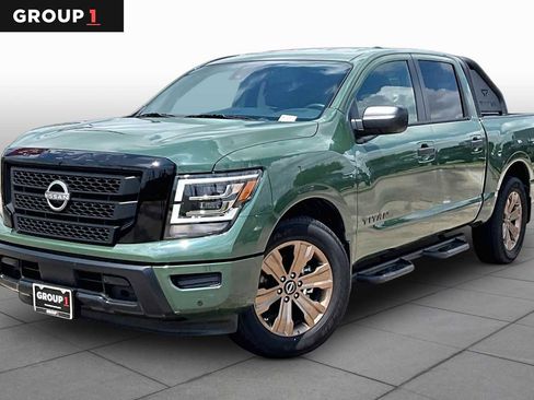 Certified 2024 Nissan Titan SV w/ SV Bronze Edition Package RWD image 1