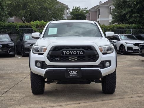 Used 2021 Toyota Tacoma TRD Off-Road AWD/4WD image 4