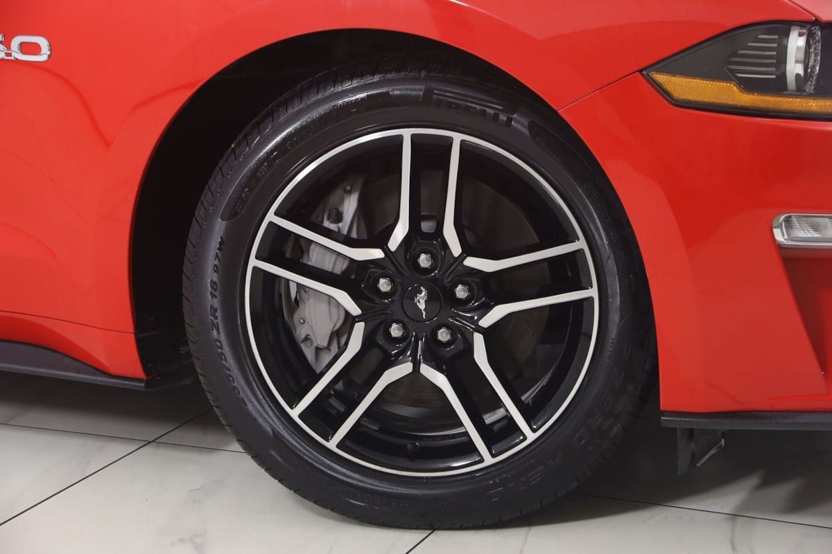 Used 2019 Ford Mustang GT RWD image 14