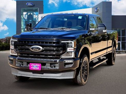 Certified 2022 Ford F250 Lariat image 3