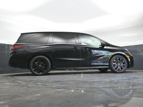 Used 2025 Honda Odyssey Sport-L image 42