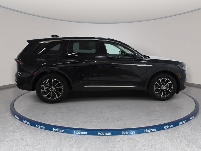 New 2026 Lincoln Nautilus Premier AWD/4WD image 4