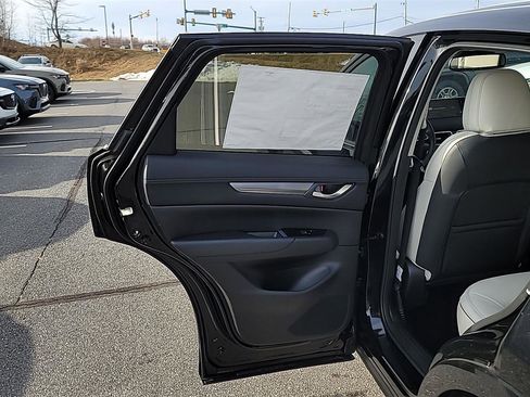 New 2025 MAZDA CX-5 AWD 2.5 S w/ Preferred Package image 17