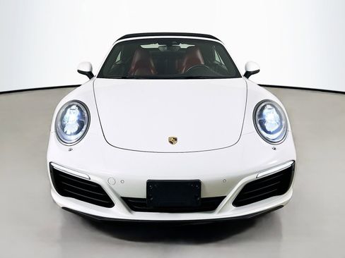 Used 2017 Porsche 911 Carrera 4S AWD/4WD image 2