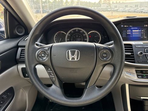 Used 2013 Honda Accord EX image 18